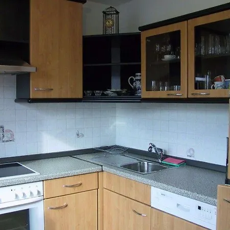 Edle-2zimmer-fewo-55qm-in-graefelfing-bei-muenchen