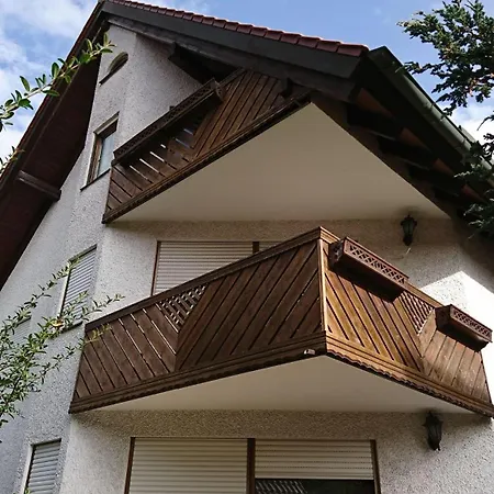 Edle-2zimmer-fewo-55qm-in-graefelfing-bei-muenchen München